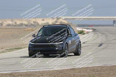 media/Oct-19-2025-Speed Ventures (Sun) [[a6e7fe67be]]/TC B/Session 2 (Outside Grapevine)/